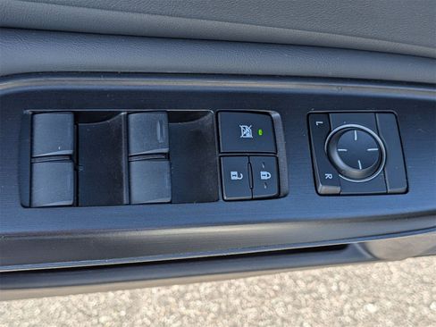 Used 2019 Lexus ES 300h w/ Premium Package image 14