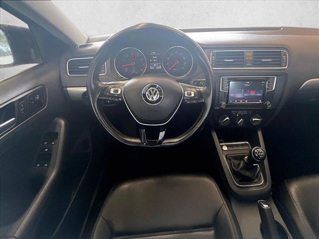 Used 2017 Volkswagen Jetta SE FWD image 7