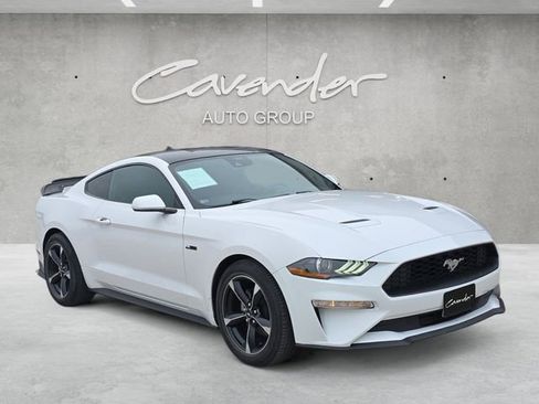 Used 2021 Ford Mustang Coupe RWD image 2