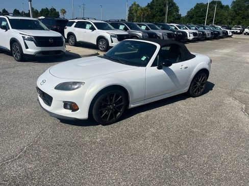 Used 2013 MAZDA MX-5 Miata Club RWD image 3