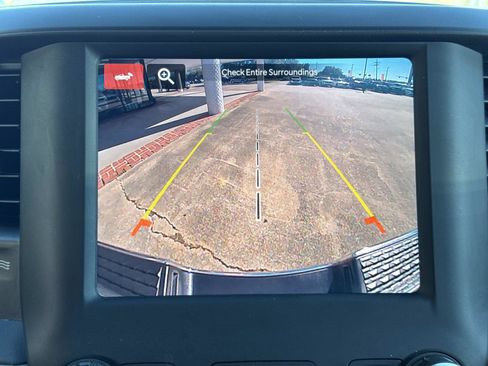 Used 2022 RAM 2500 Tradesman w/ Chrome Appearance Group image 25