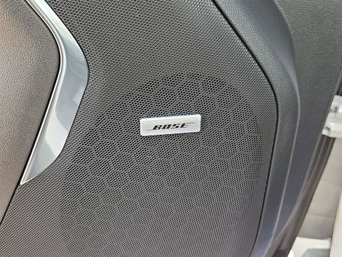 New 2025 Chevrolet Suburban Premier image 23