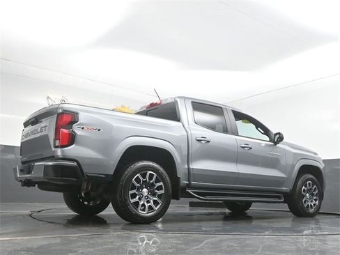 Used 2023 Chevrolet Colorado LT w/ LT Convenience Package III image 31