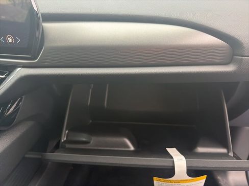 New 2026 Chevrolet Equinox EV LT image 20