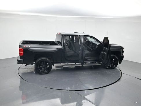 Used 2018 Chevrolet Silverado 1500 LT w/ All Star Edition image 45