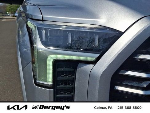 Used 2022 Toyota Tundra Capstone AWD/4WD image 10