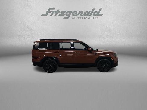 Used 2025 Hyundai Santa Fe Calligraphy image 8