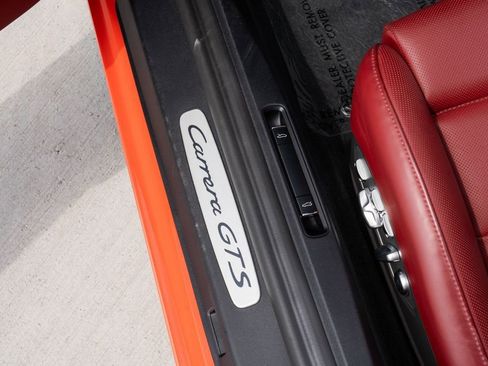Used 2018 Porsche 911 Carrera GTS RWD image 22