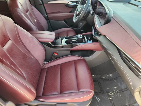 Used 2024 Buick Envision Sport Touring image 14