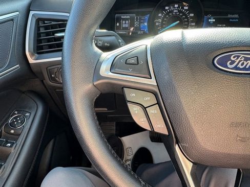 Used 2023 Ford Edge SEL w/ Convenience Package image 23