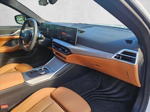 Used 2025 BMW i4 eDrive40 image 16