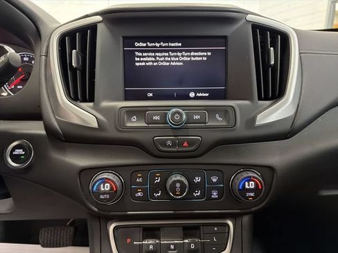 Certified 2024 GMC Terrain SLE w/ Driver Convenience Package FWD image 18