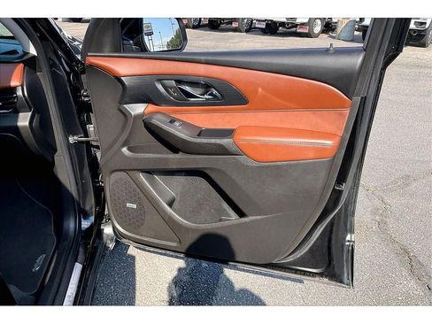 Used 2021 Chevrolet Traverse High Country AWD/4WD image 26