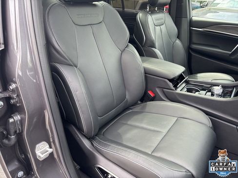 Used 2025 Jeep Grand Cherokee Overland w/ Adv Protech Group III AWD/4WD image 54