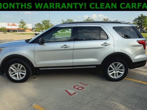 Used 2018 Ford Explorer XLT image 6