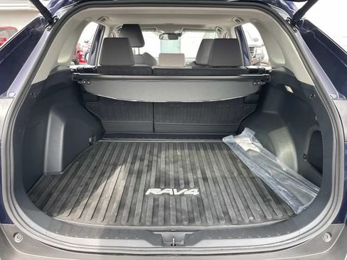 Used 2025 Toyota RAV4 XLE w/ Convenience Package AWD/4WD image 8