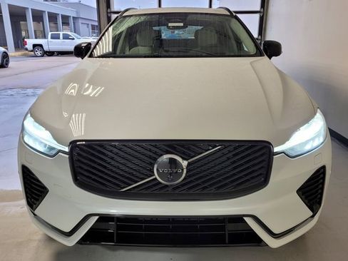 New 2026 Volvo XC60 B5 Ultra w/ Protection Package Premier image 4