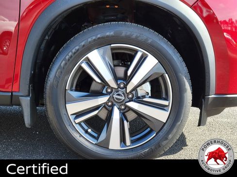 Used 2024 Nissan Rogue SL w/ SL Premium Package FWD image 12