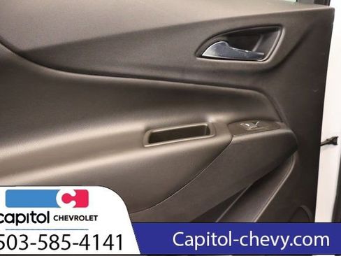 Used 2021 Chevrolet Equinox LT AWD/4WD image 29