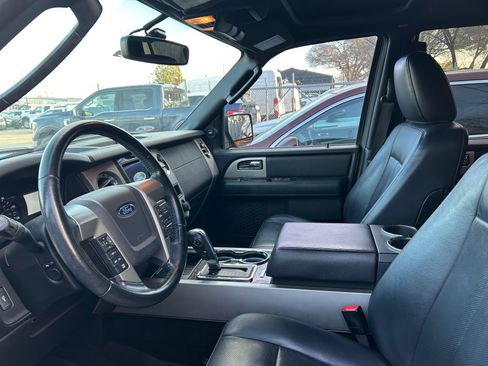 Used 2017 Ford Expedition EL Limited w/ Equipment Group 301A image 21