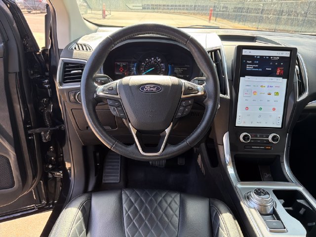 Used 2024 Ford Edge Titanium AWD/4WD image 16