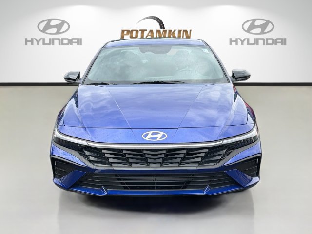 Certified 2026 Hyundai Elantra Sport FWD image 2
