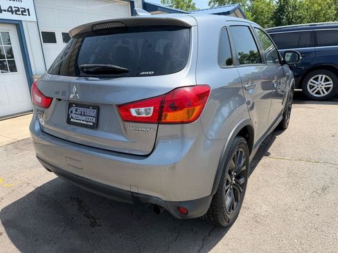 Used 2017 Mitsubishi Outlander Sport ES AWD/4WD image 3