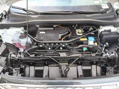 Certified 2024 Audi Q4 e-tron Premium image 28