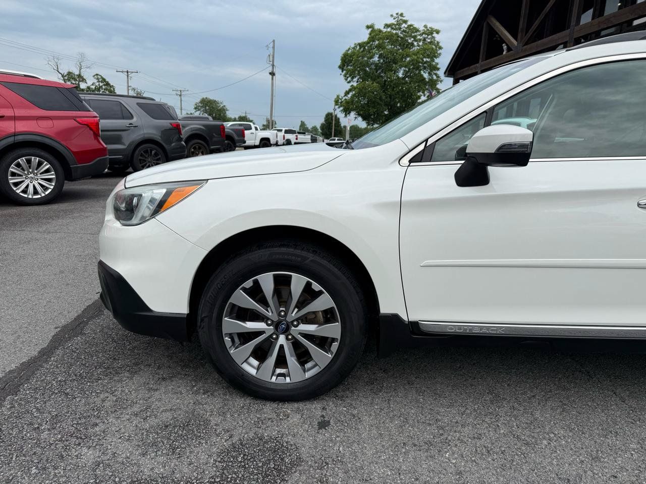 Used 2017 Subaru Outback 3.6R Touring w/ Popular Package #5A AWD/4WD image 36