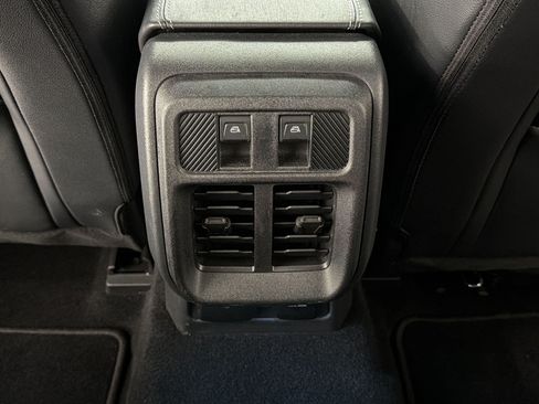 Used 2025 Ford Bronco Outer Banks AWD/4WD image 32