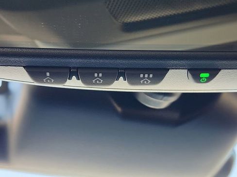 Certified 2024 Subaru Crosstrek 2.0i image 21