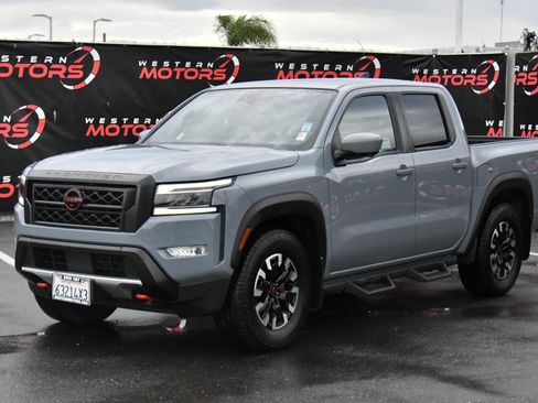 Used 2024 Nissan Frontier Pro-X w/ Pro Convenience Package image 3