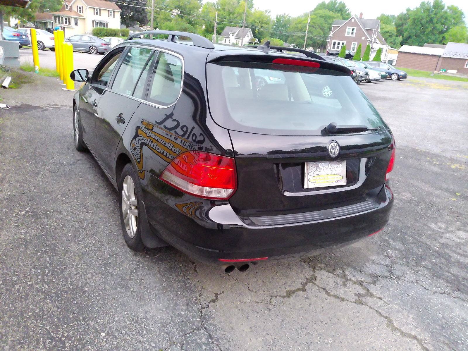 Used 2014 Volkswagen Jetta TDI FWD image 3