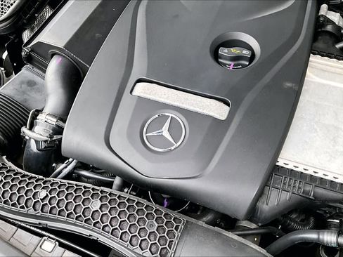 Certified 2018 Mercedes-Benz C 300 Sedan image 32