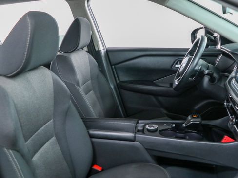 Used 2024 Nissan Rogue SV AWD/4WD image 26