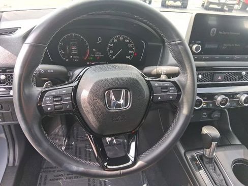 Used 2023 Honda Civic Sport image 17