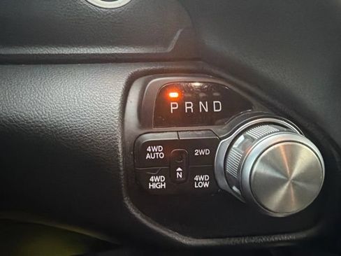 Used 2020 RAM 1500 Laramie w/ Sport Appearance Package AWD/4WD image 25