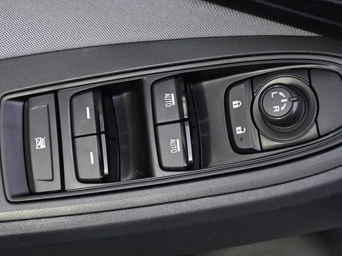 Used 2018 Subaru Crosstrek 2.0i Premium w/ Eyesight System AWD/4WD image 22