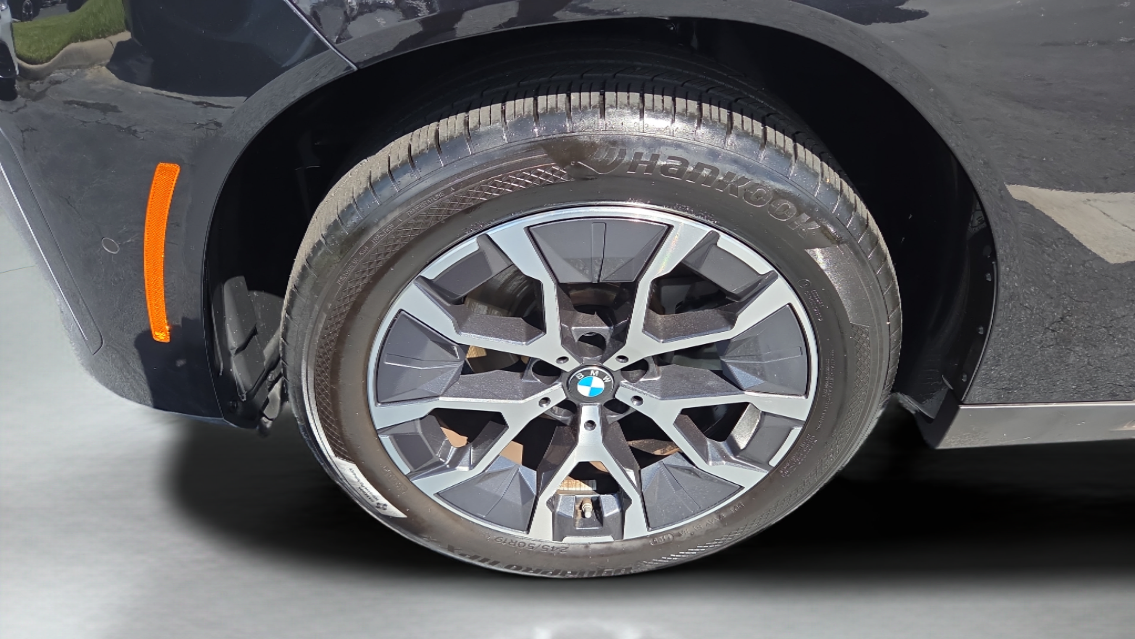 Certified 2025 BMW X3 xDrive30i w/ Premium Package AWD/4WD image 38