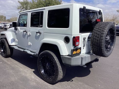 Used 2013 Jeep Wrangler Unlimited Sahara w/ Connectivity Group image 5