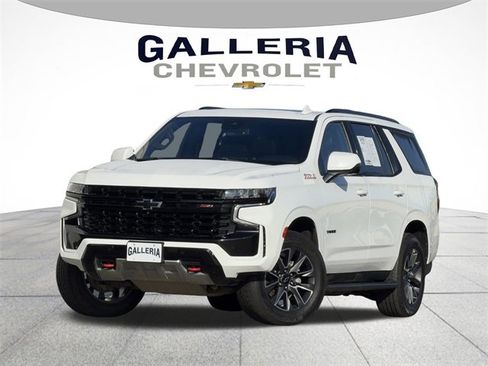 Used 2023 Chevrolet Tahoe Z71 w/ Luxury Package image 2