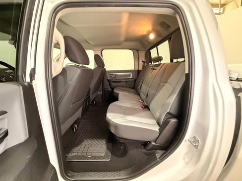 Used 2022 RAM 1500 Classic SLT w/ Electronics Group image 16