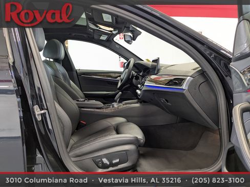 Used 2021 BMW 530i image 8