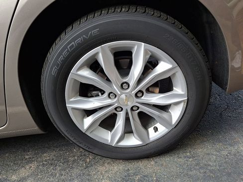 Used 2025 Chevrolet Malibu LT FWD image 10