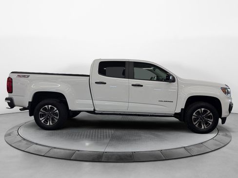 Used 2022 Chevrolet Colorado Z71 image 2