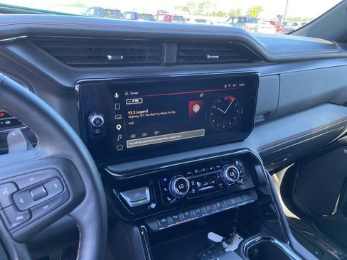 Used 2025 GMC Sierra 1500 AT4 AWD/4WD image 40