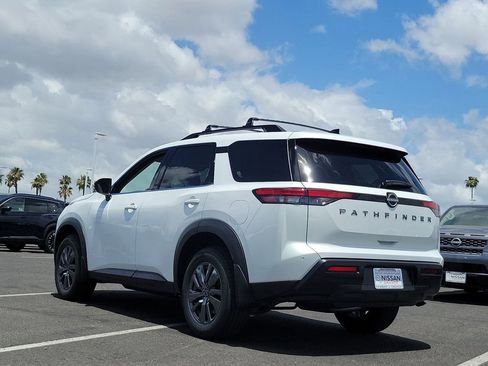 New 2026 Nissan Pathfinder SV FWD image 2