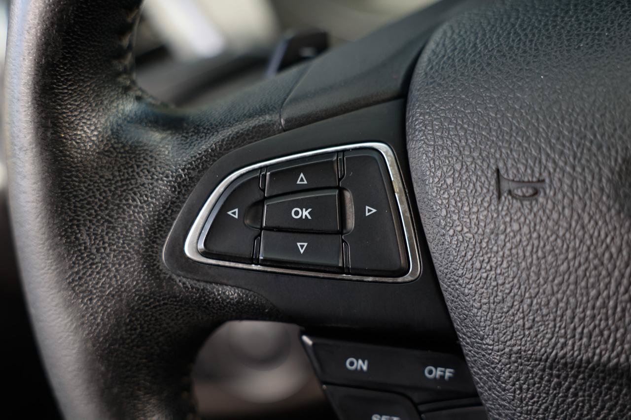 Used 2017 Ford Escape Titanium FWD image 24