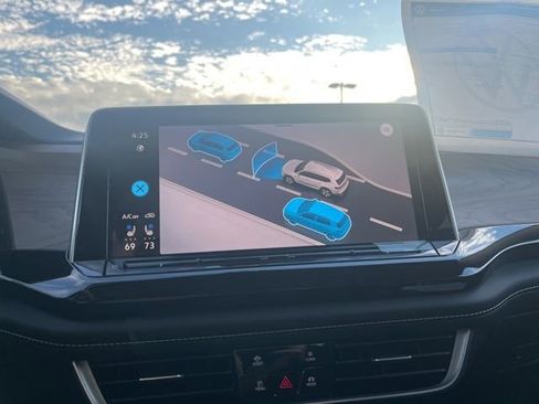 New 2026 Volkswagen Atlas SE FWD image 18