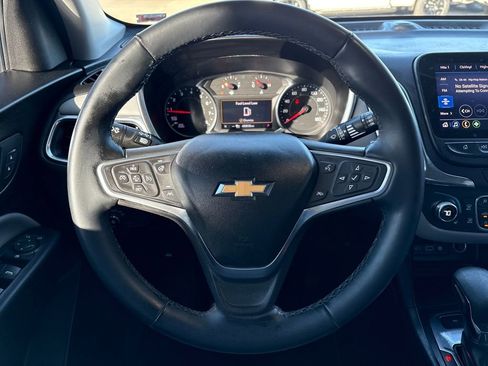 Used 2023 Chevrolet Equinox LT image 19